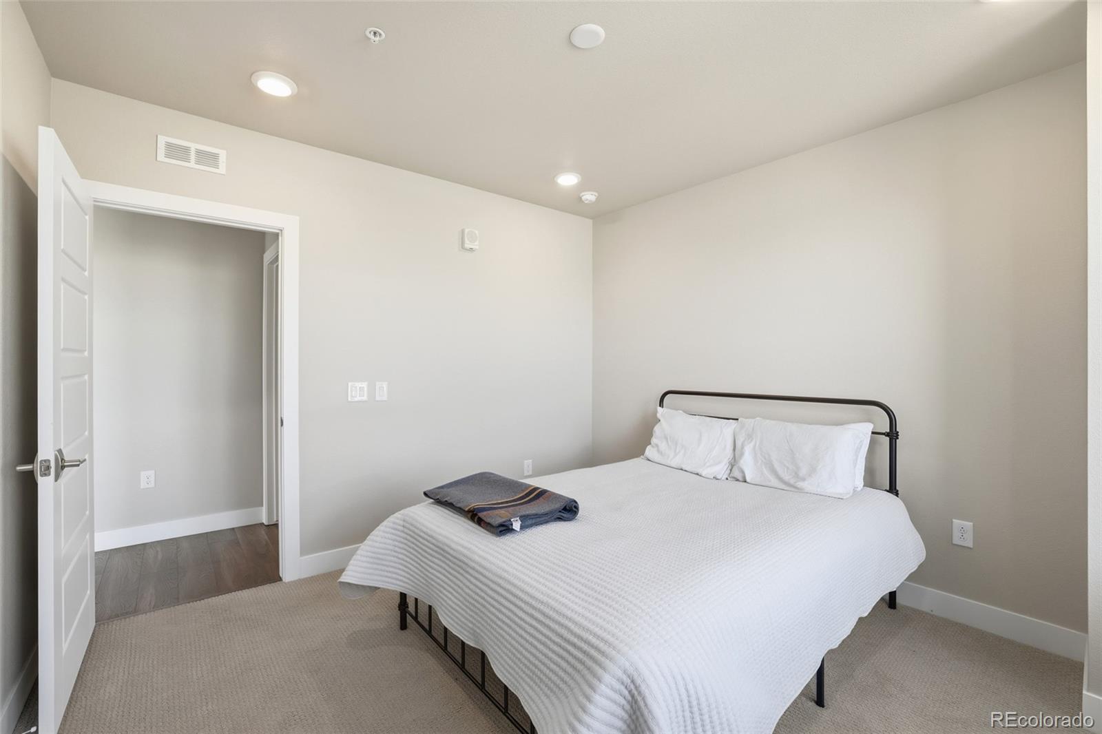 20 Wilcox Street Unit: 410