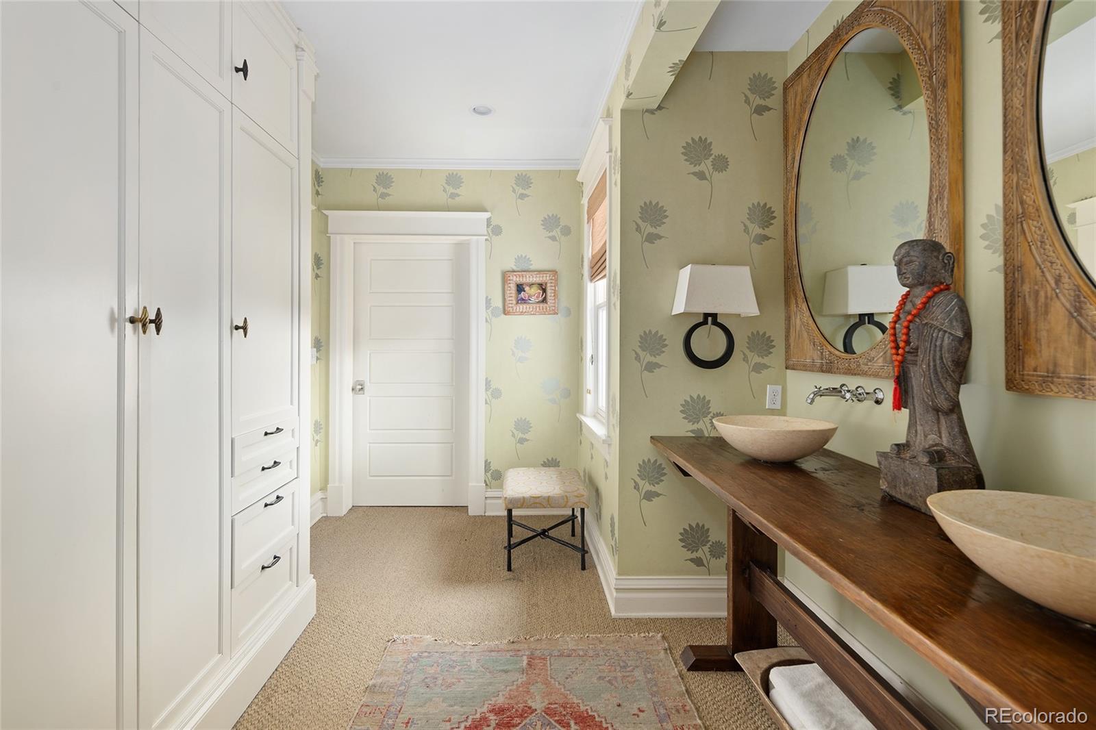 1647 Krameria Street