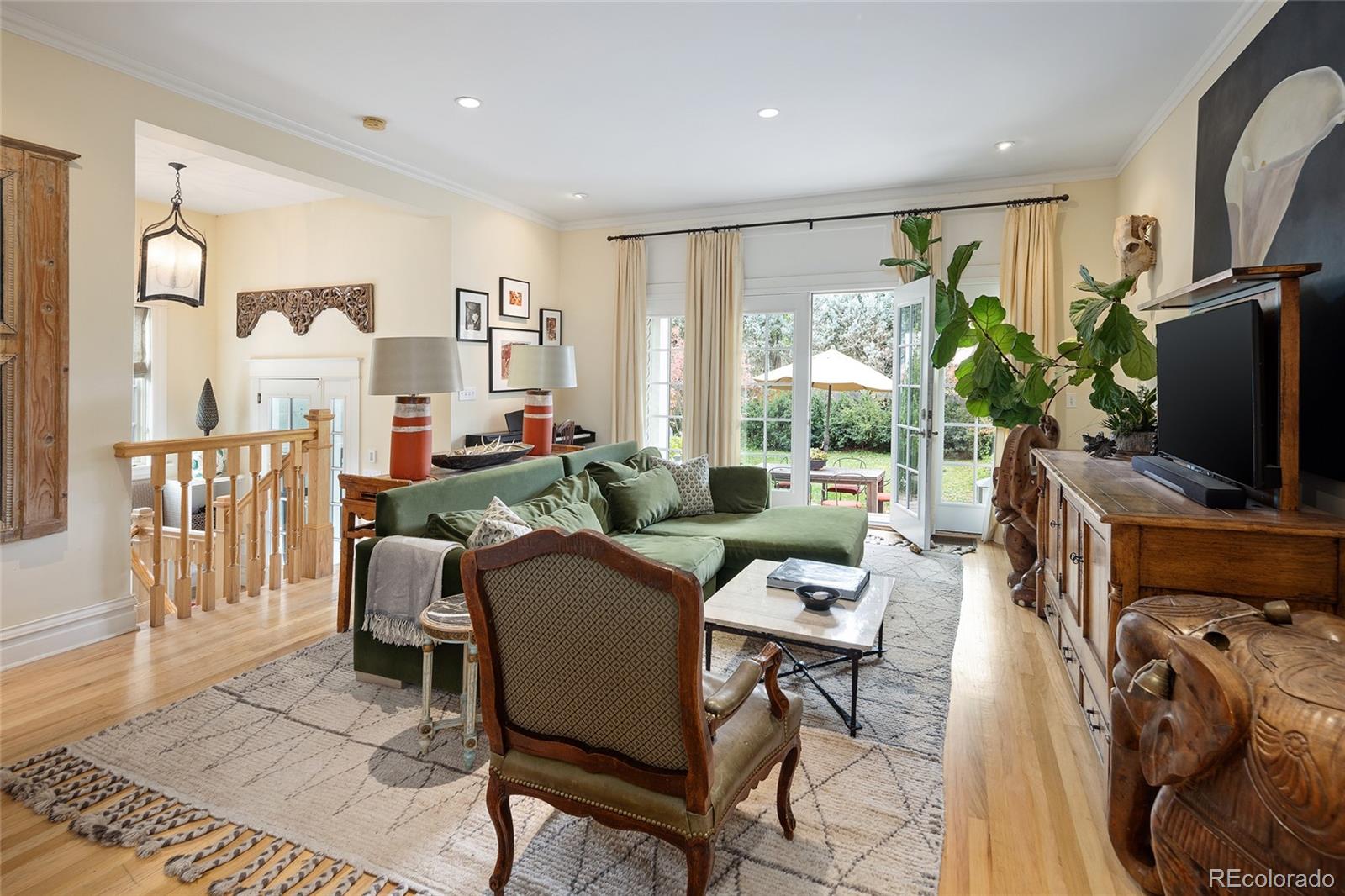 1647 Krameria Street