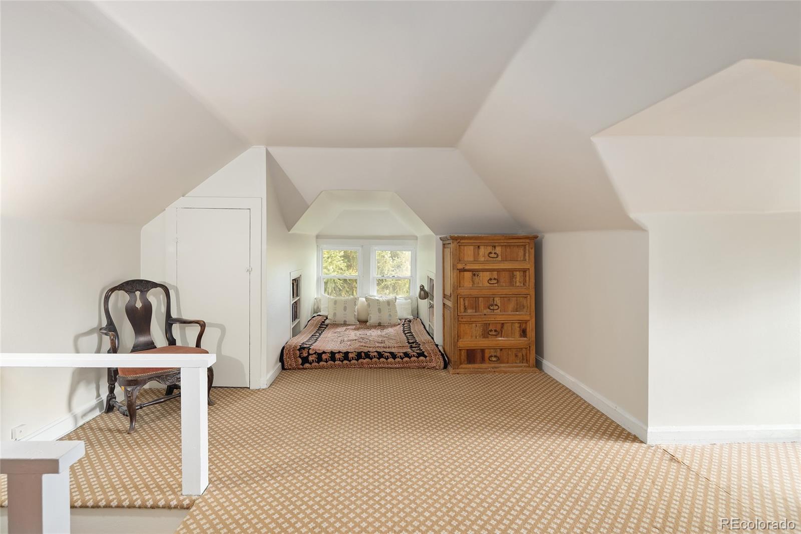 1647 Krameria Street