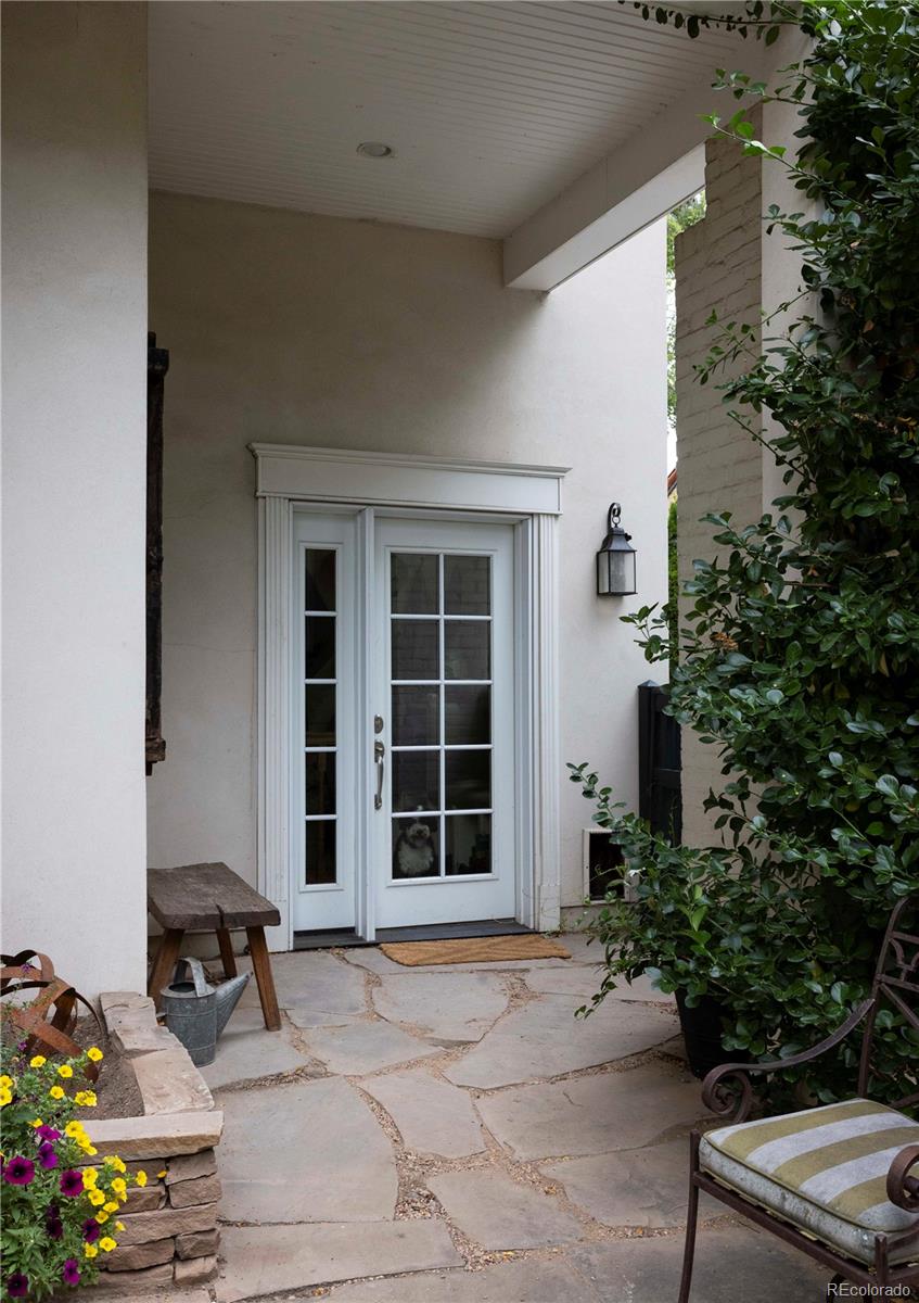 1647 Krameria Street