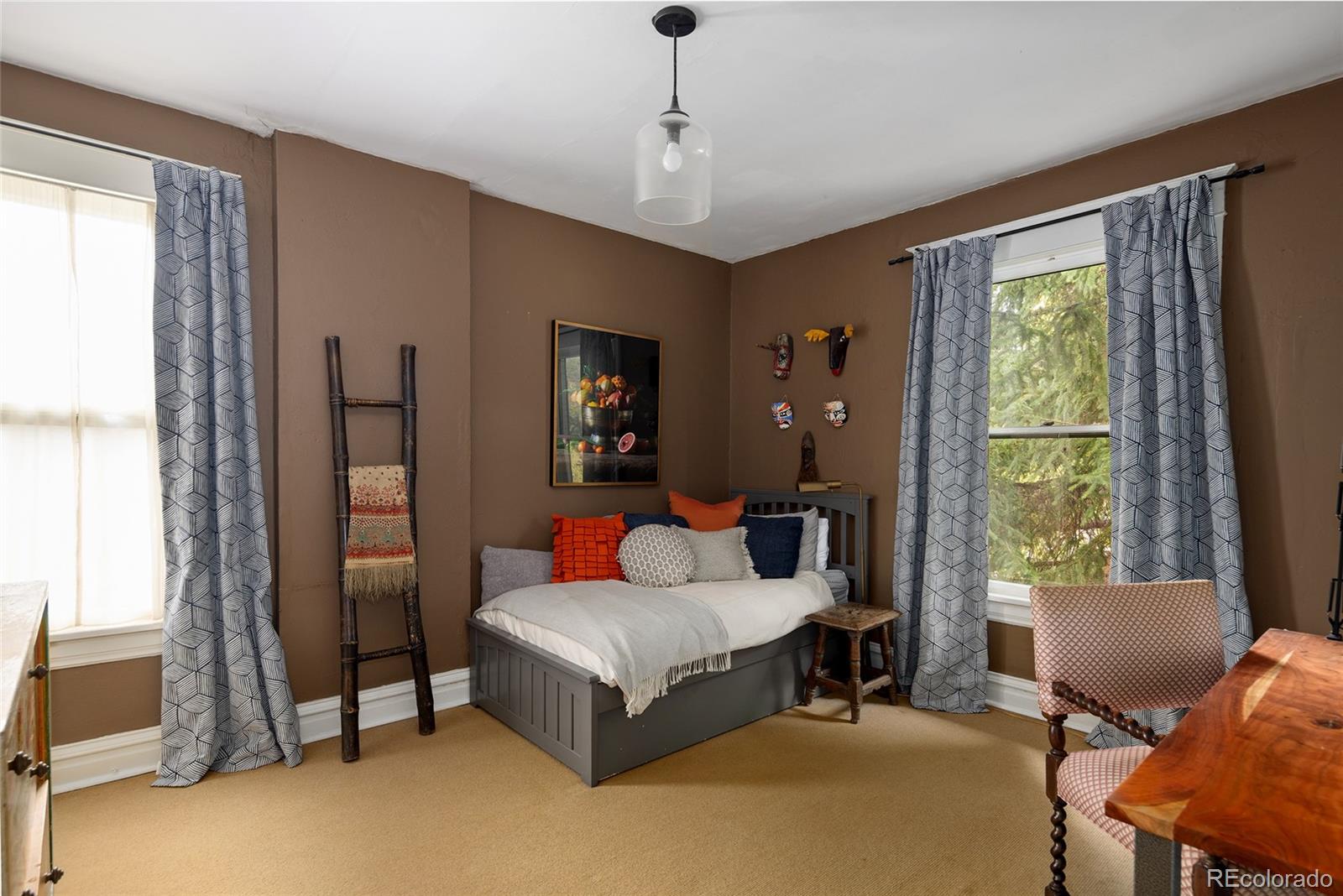 1647 Krameria Street