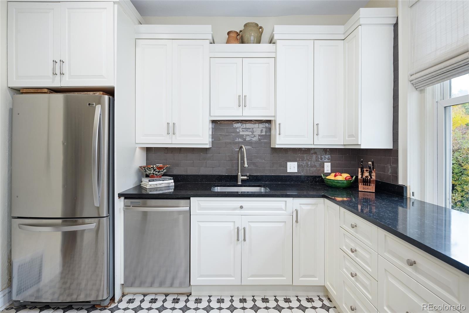 1647 Krameria Street