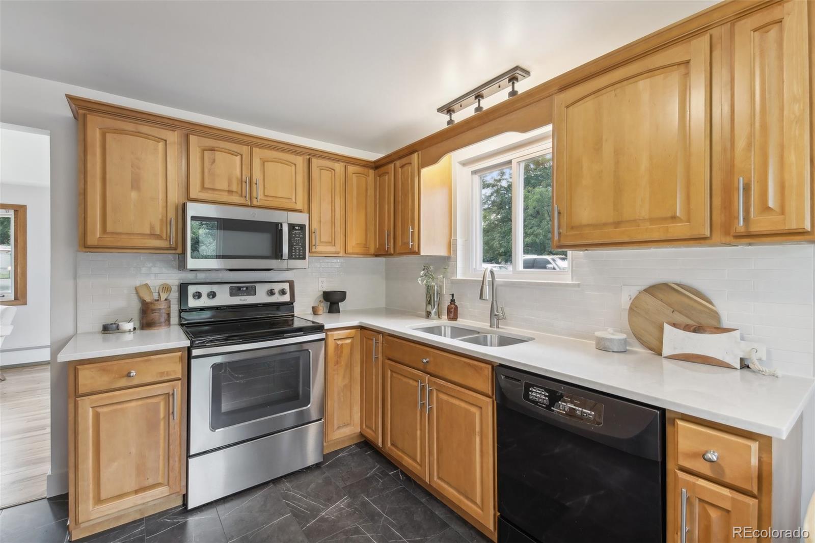 17135 W 8th Place