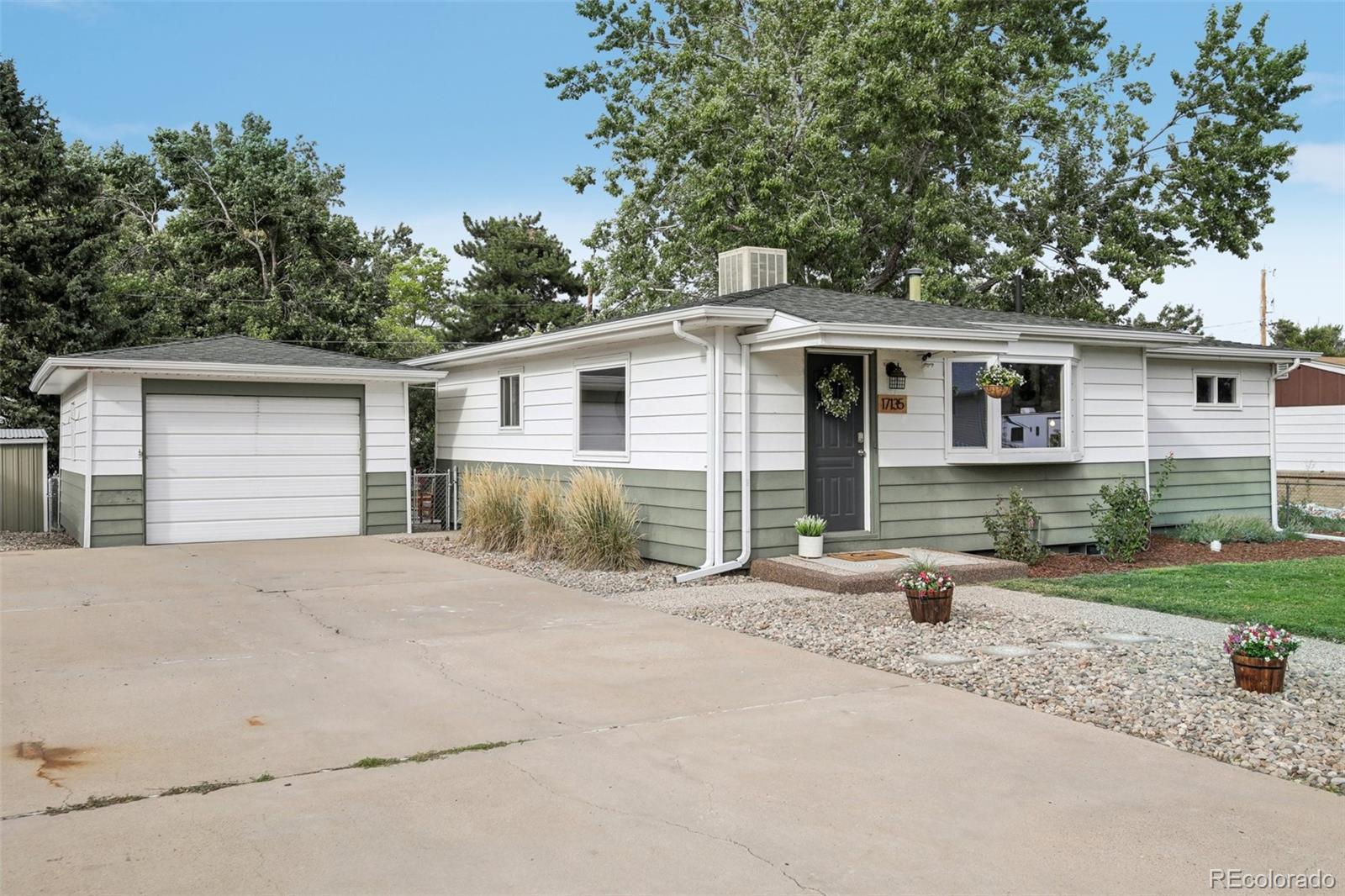 17135 W 8th Place
