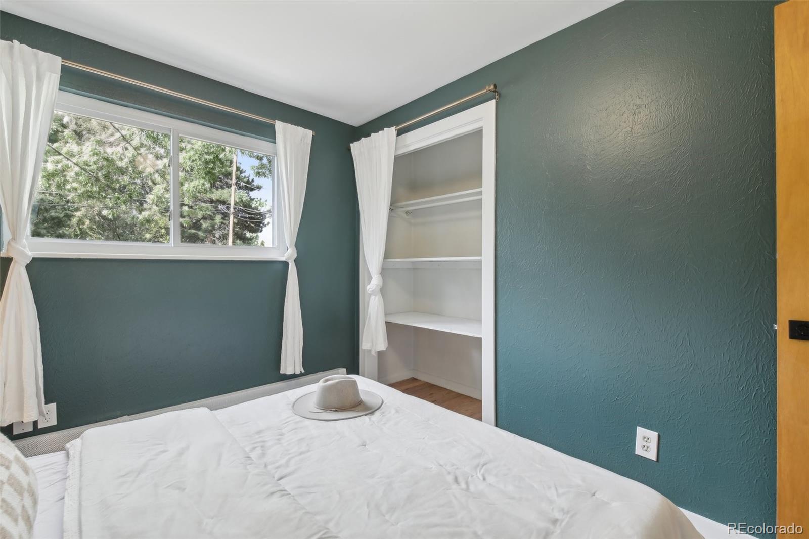 17135 W 8th Place