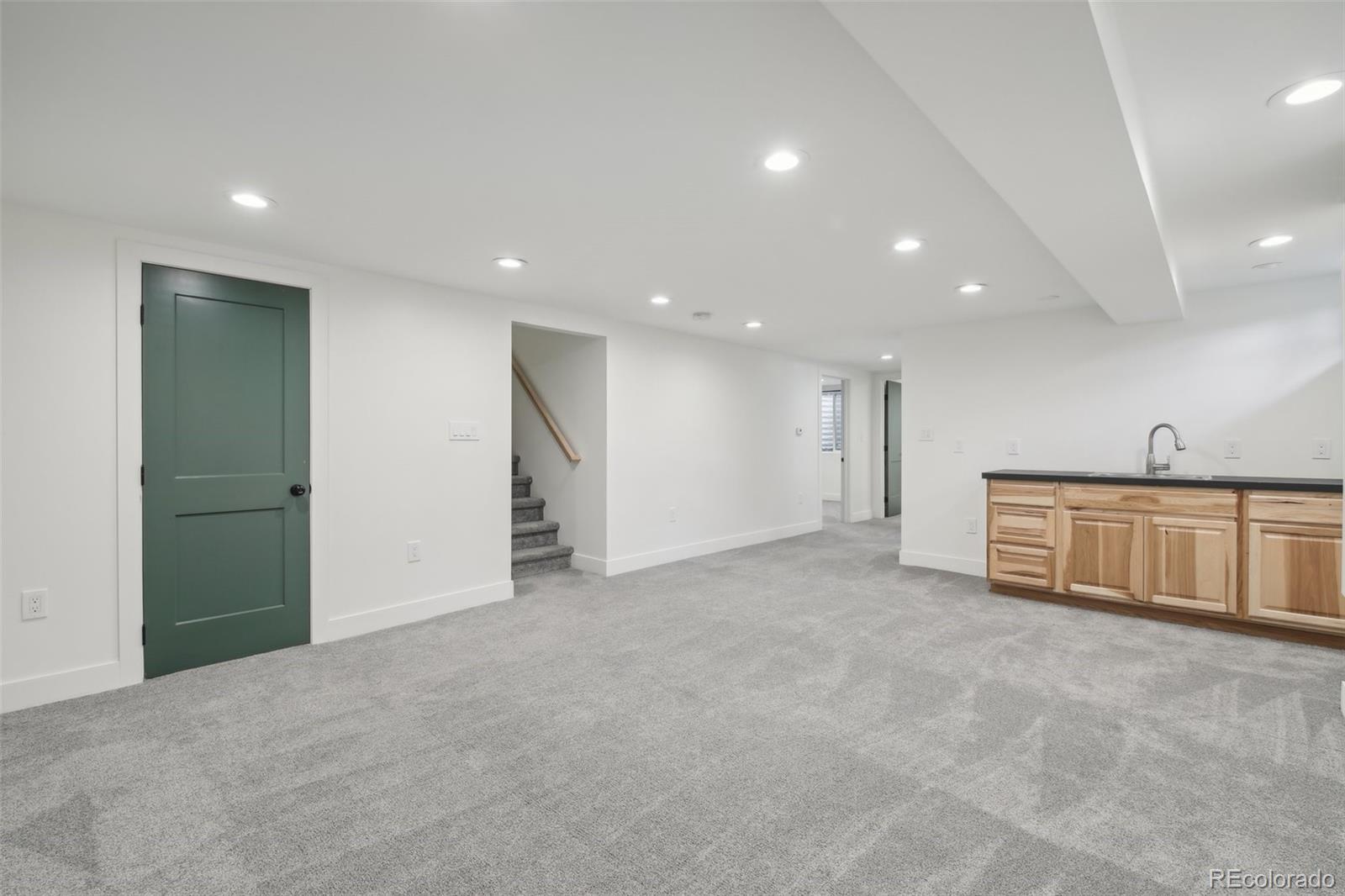17135 W 8th Place