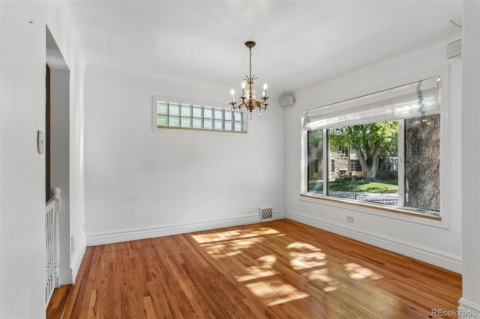 345 Grape Street