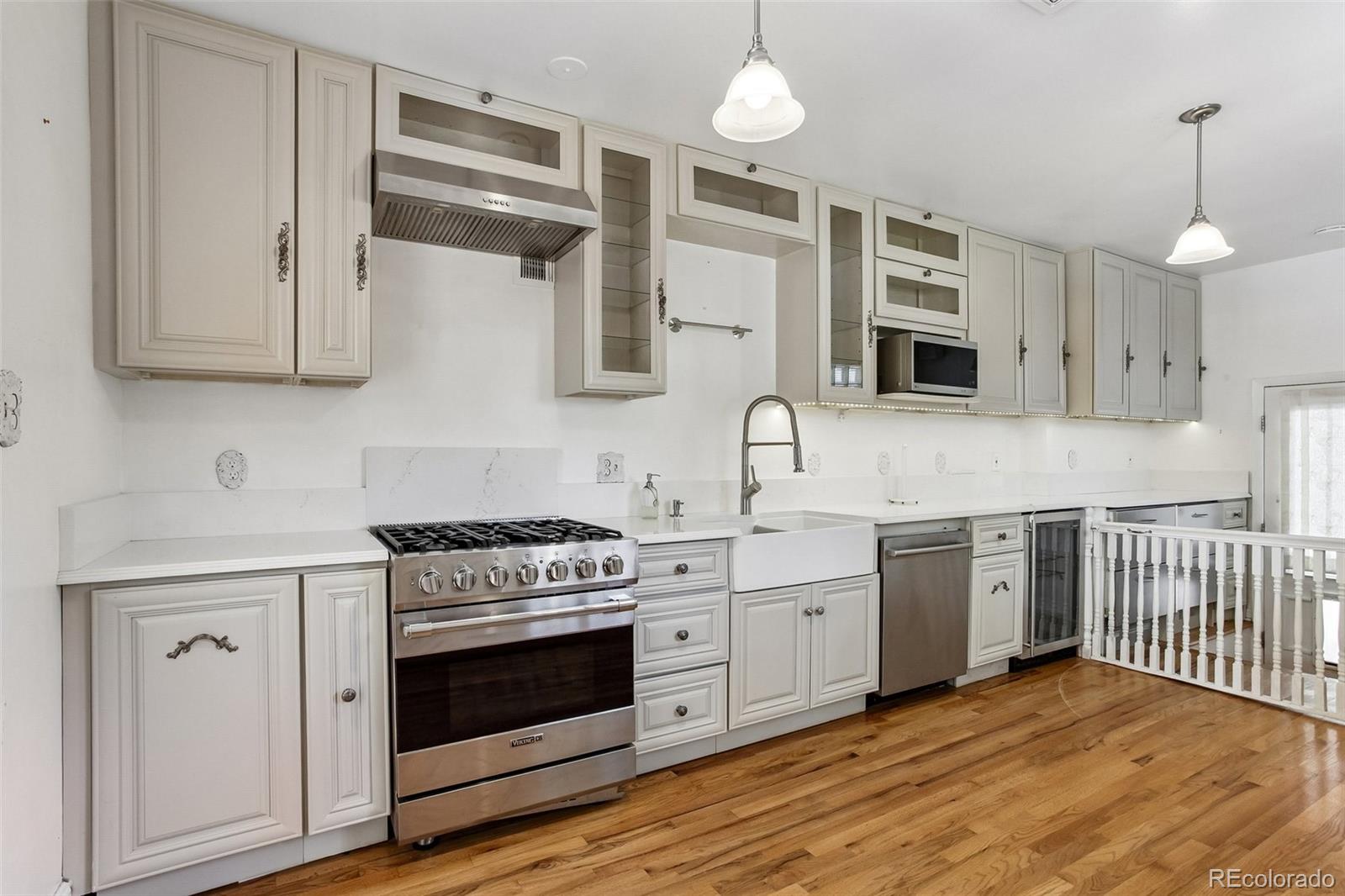 345 Grape Street