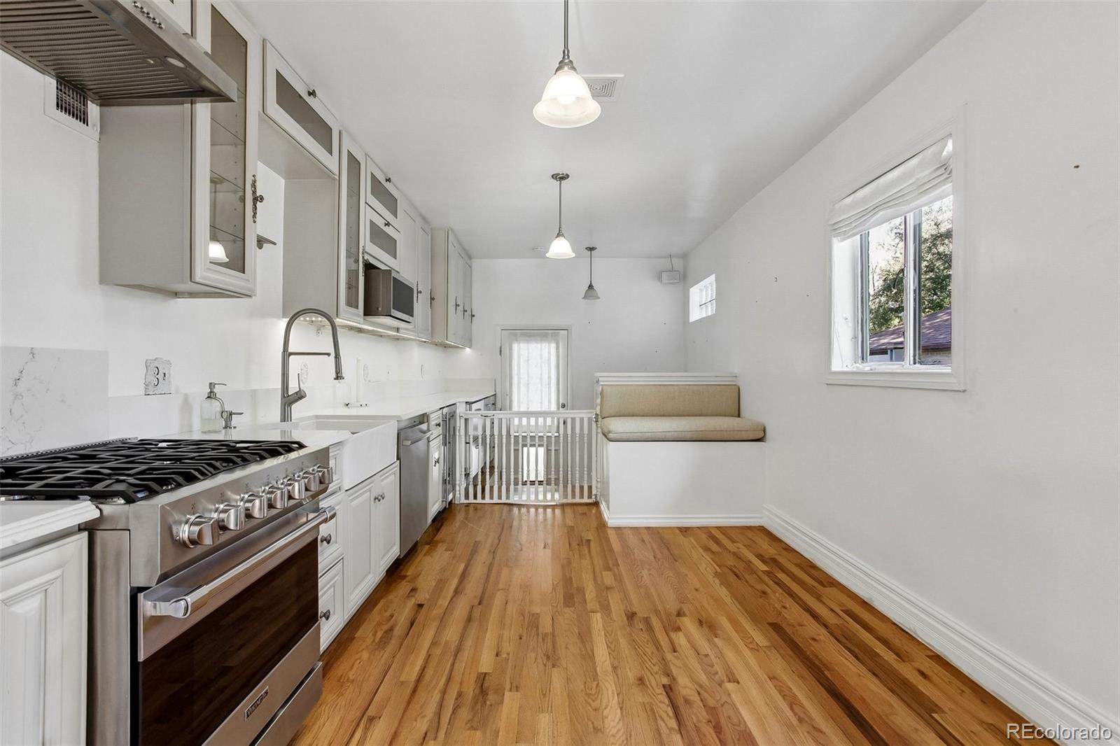 345 Grape Street