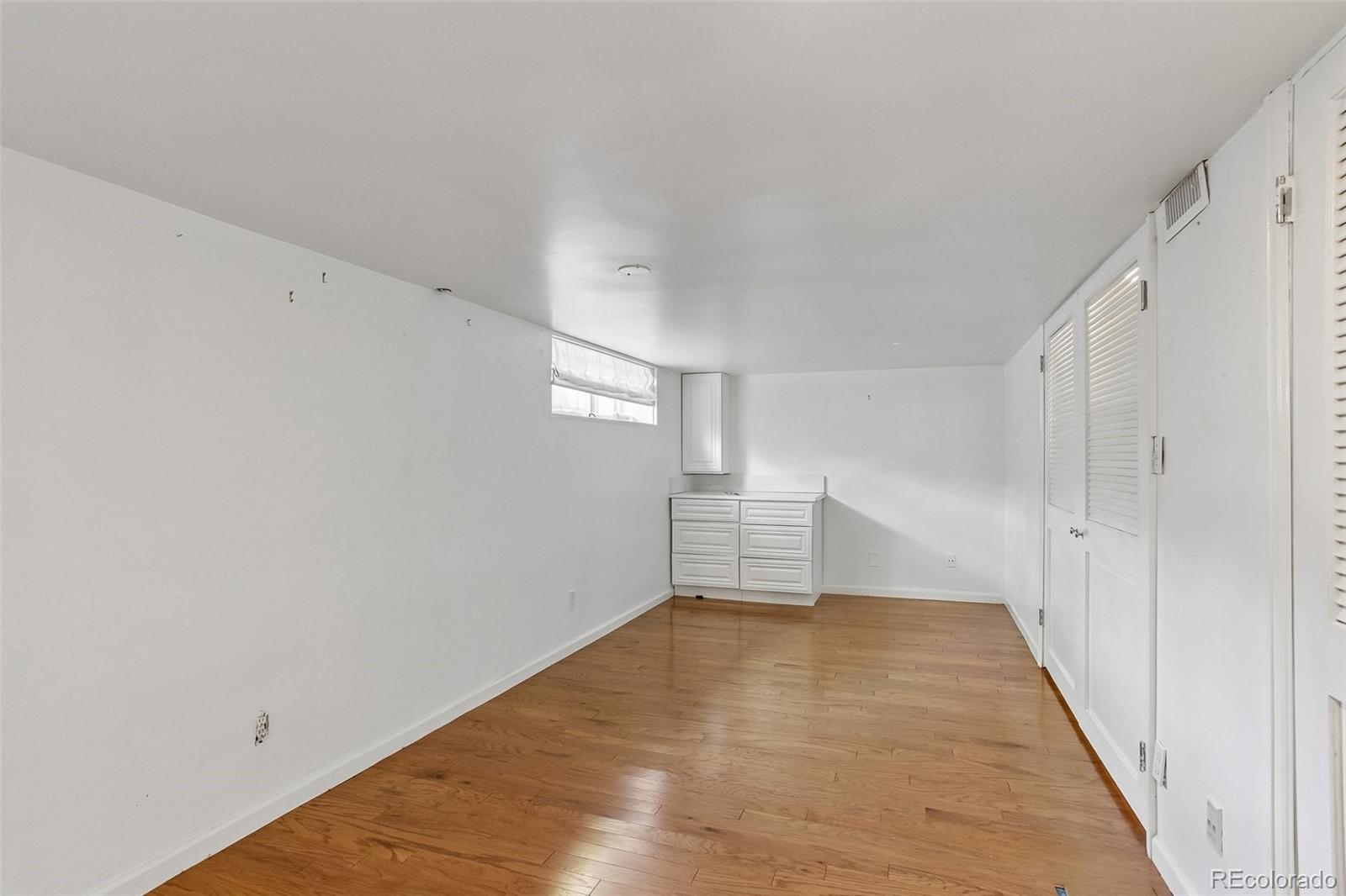 345 Grape Street