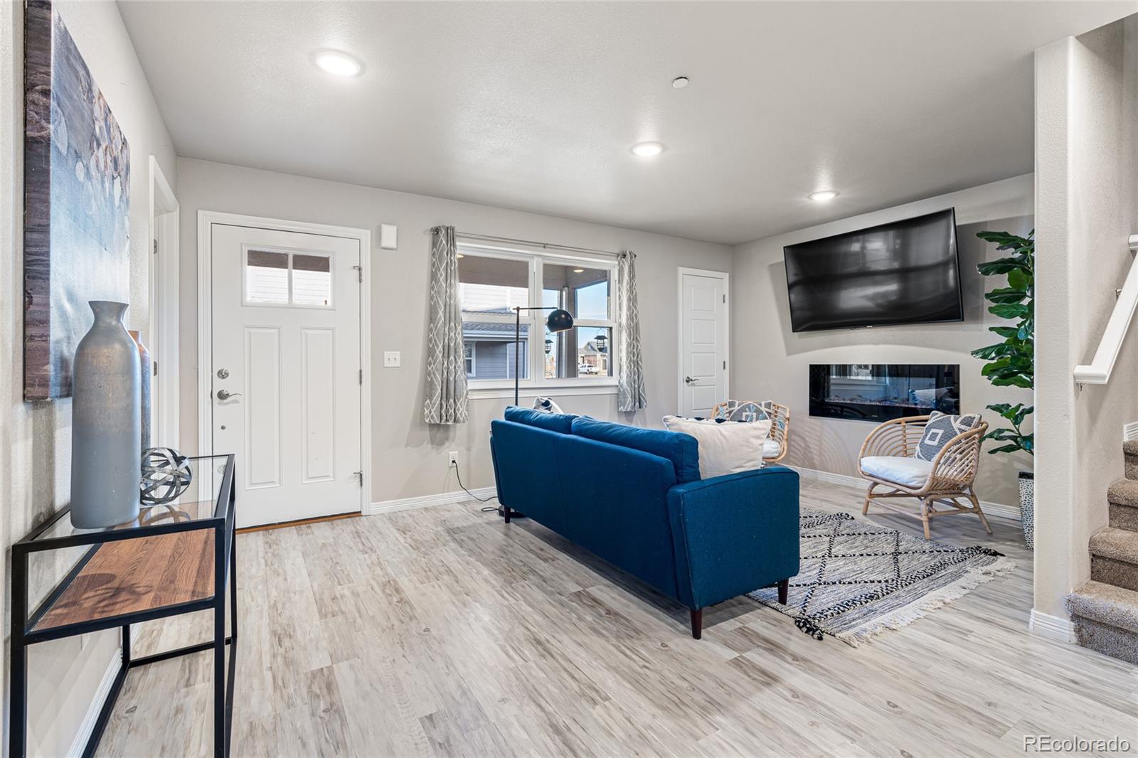 6104 Summit Peak Court Unit: 104