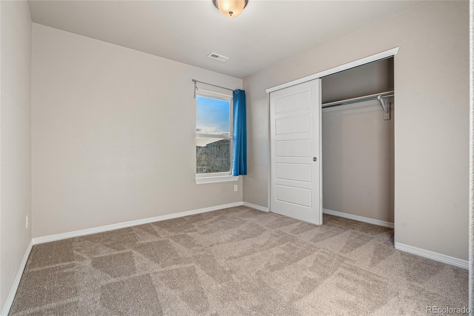 6104 Summit Peak Court Unit: 104