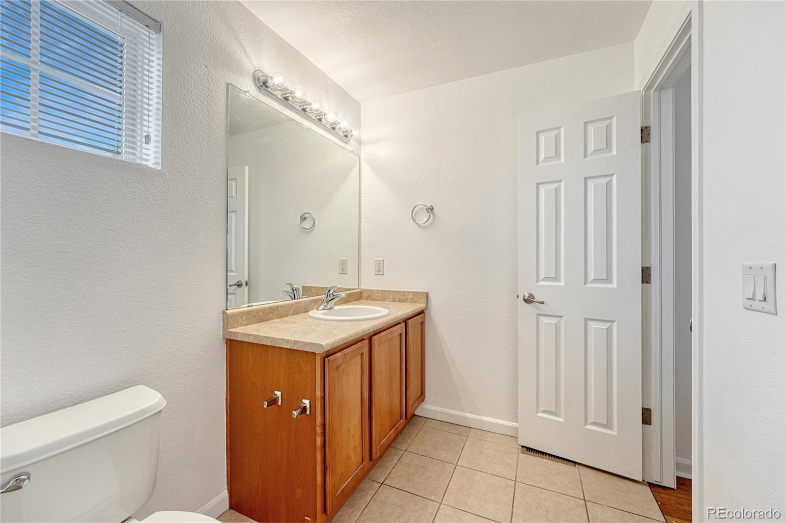 7593 S Quemoy Street