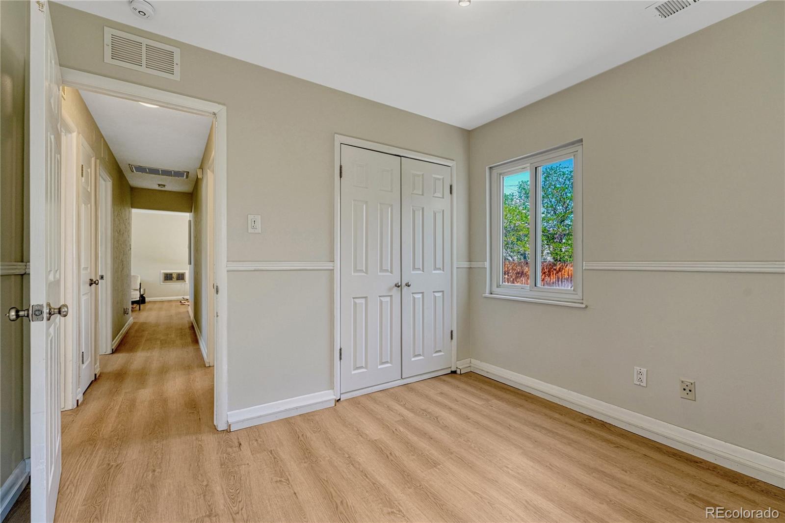3084 S Dexter Way