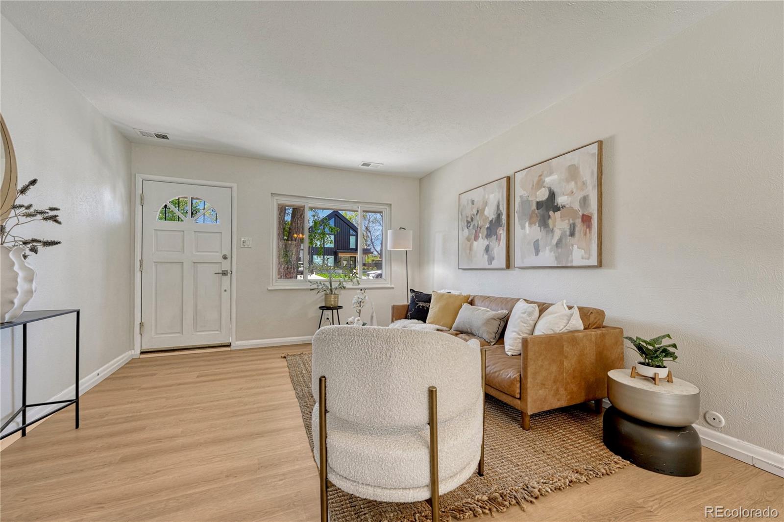 3084 S Dexter Way