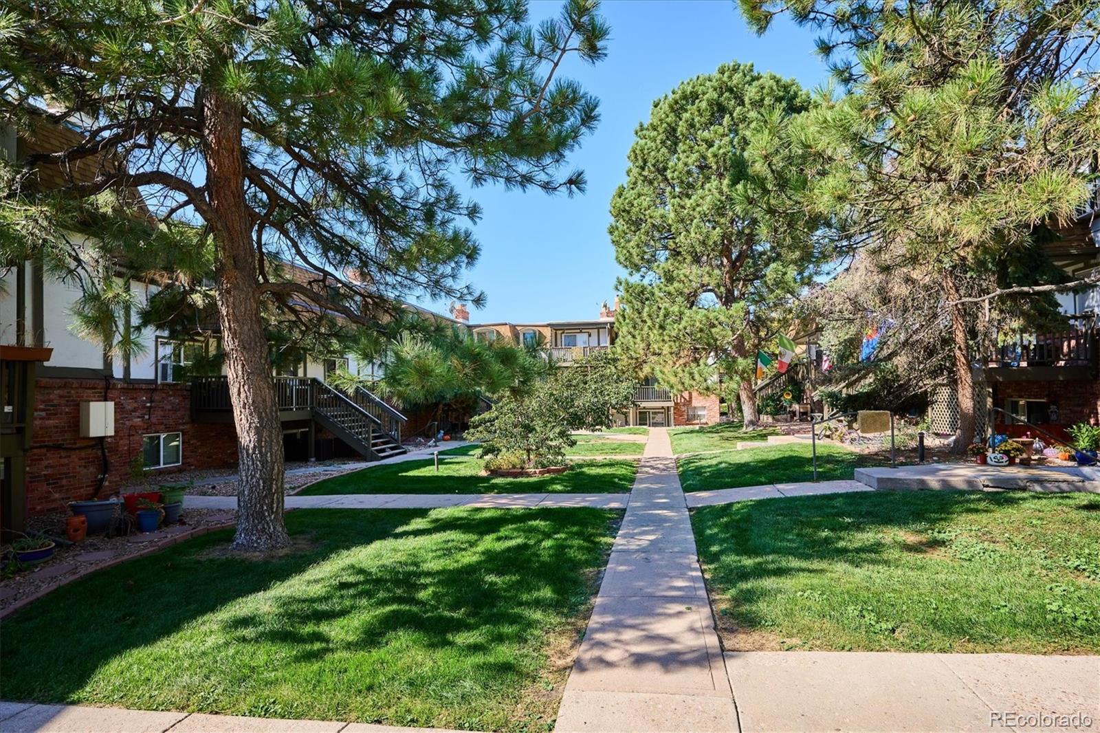 2700 S Holly Street Unit: 105