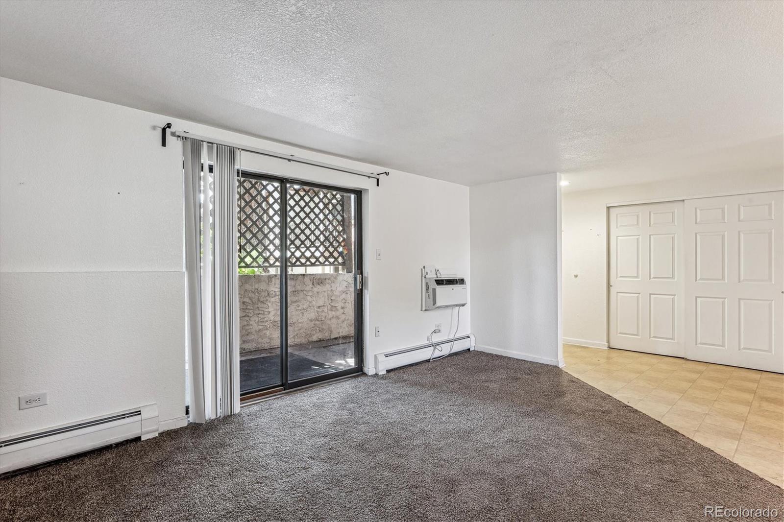 2700 S Holly Street Unit: 105