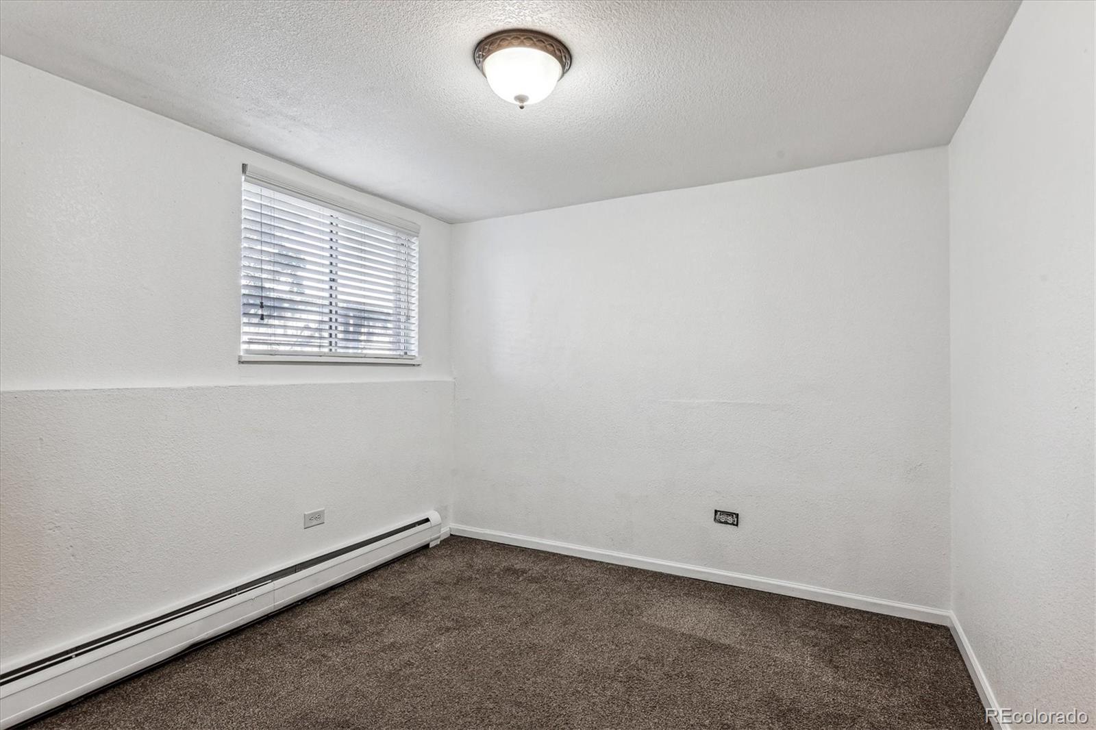 2700 S Holly Street Unit: 105