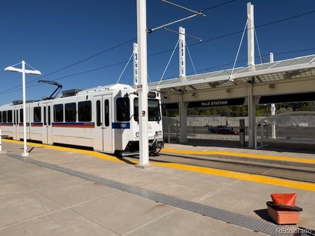 2700 S Holly Street Unit: 105