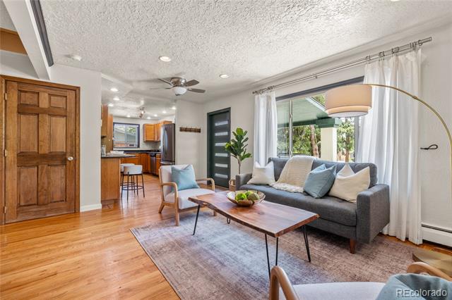 6465 W 32nd Avenue