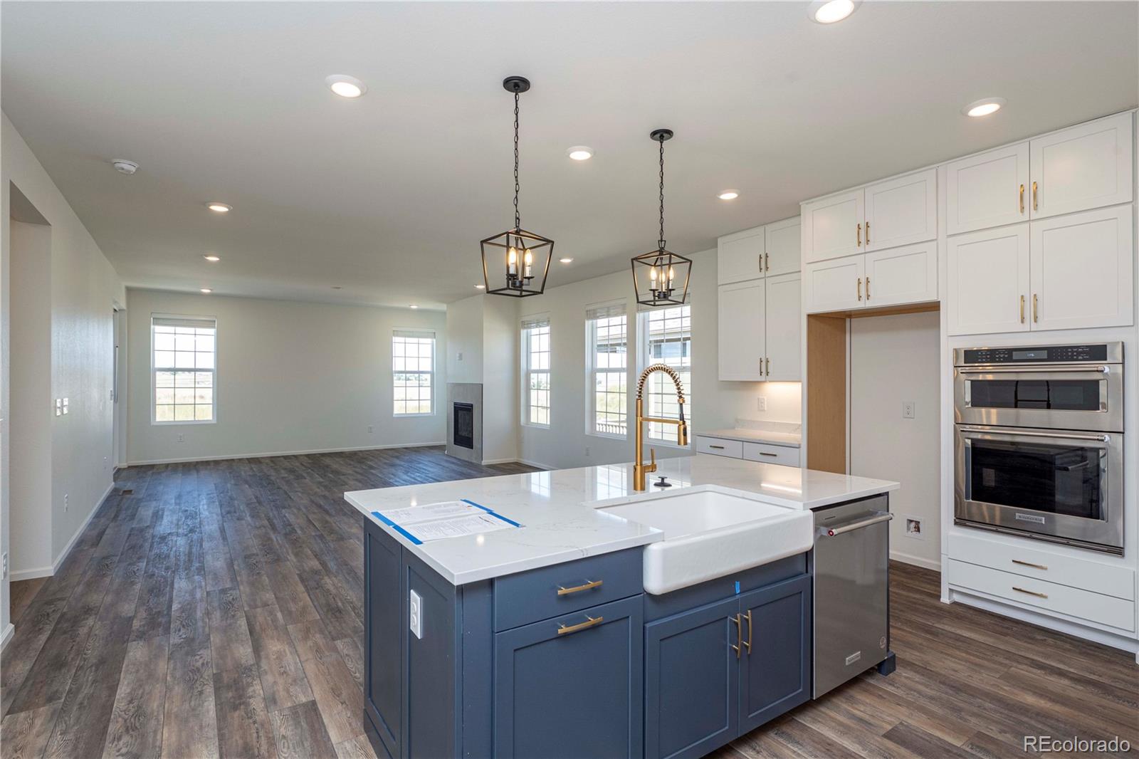 3381 Bluestem Street