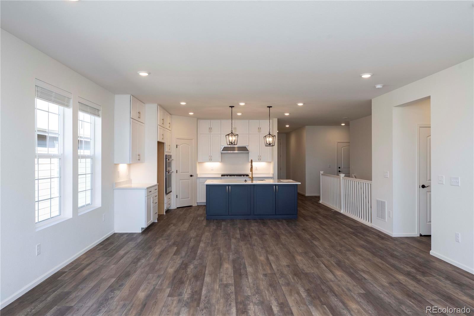 3381 Bluestem Street