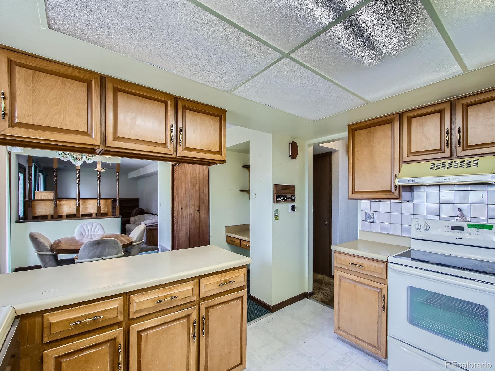 7058 Vivian Court