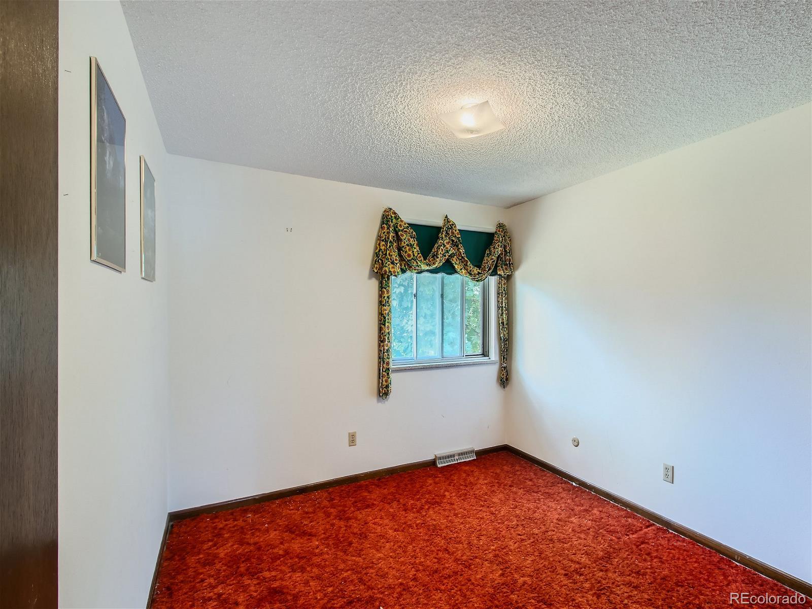 7058 Vivian Court