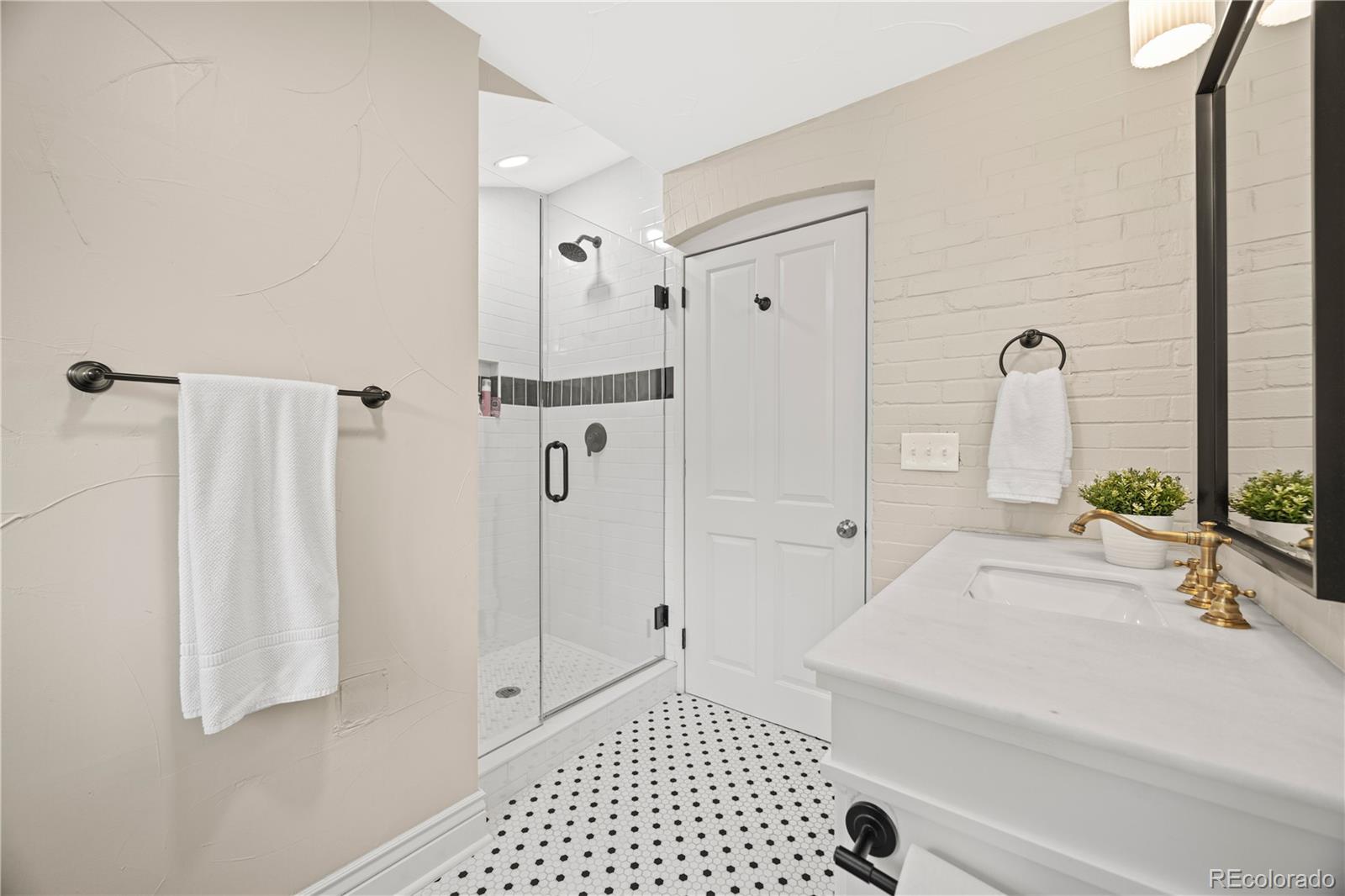 515 S Washington Street