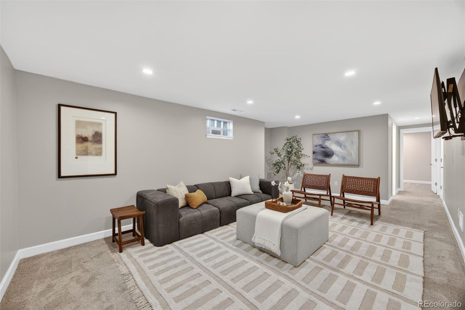 2682 Meadowbrook Drive