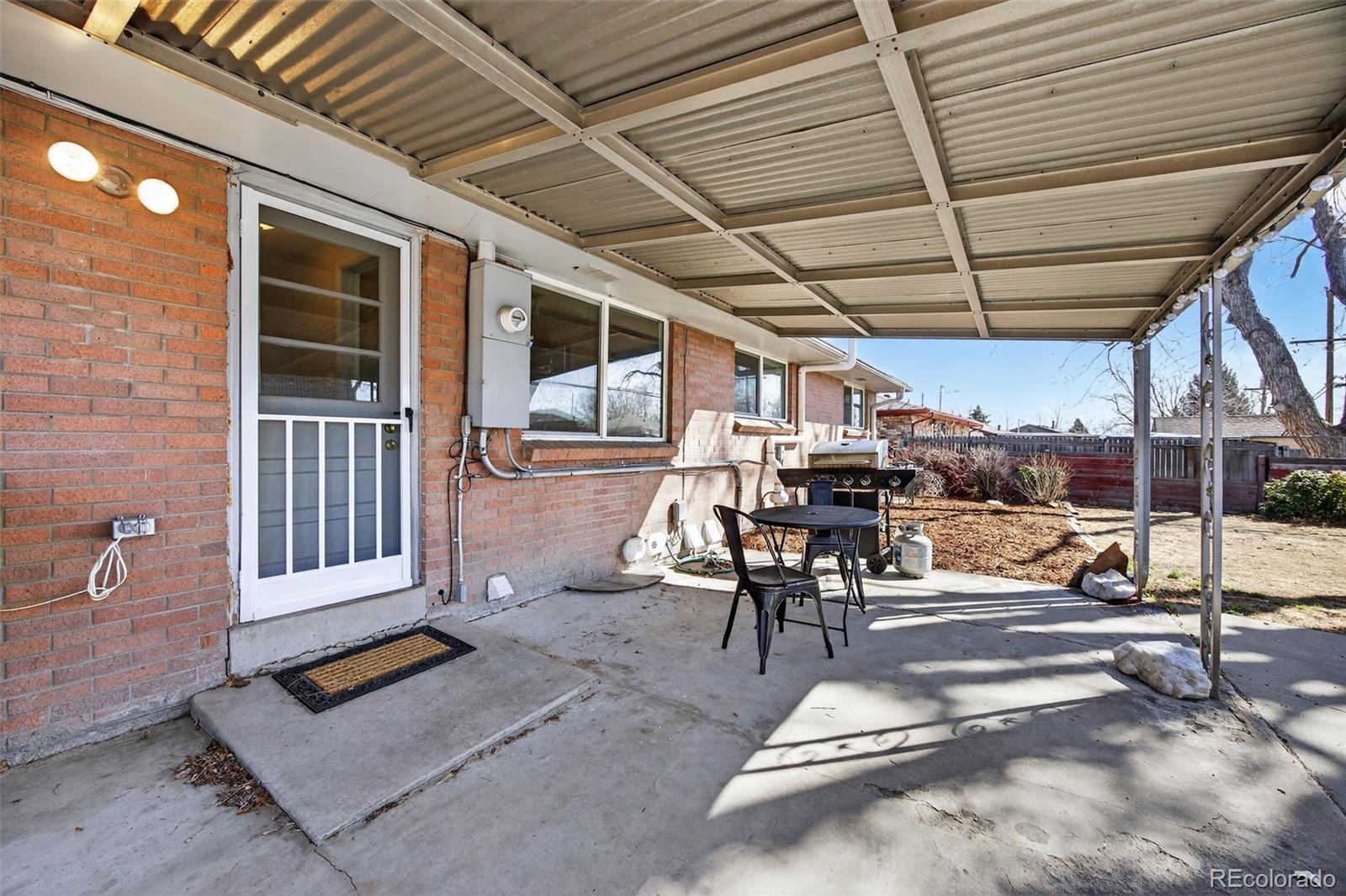 2682 Meadowbrook Drive