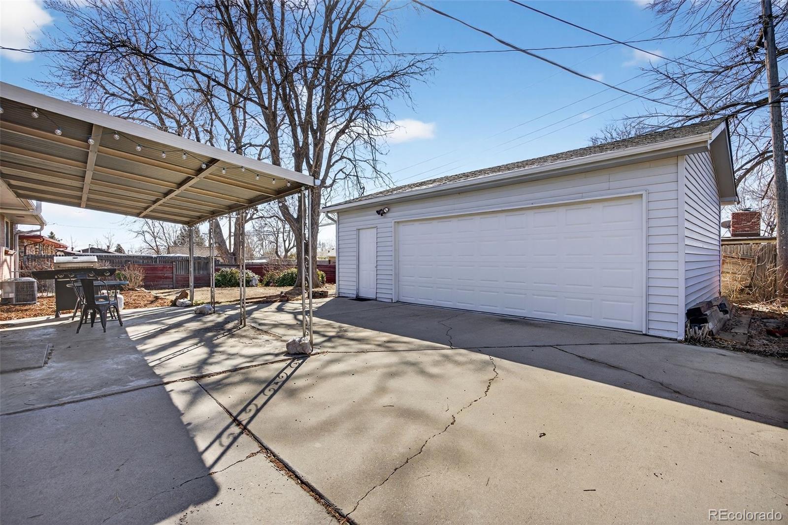 2682 Meadowbrook Drive