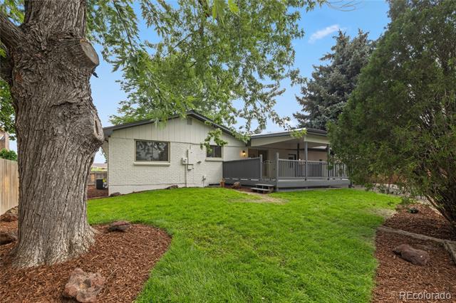 8633 W Warren Drive