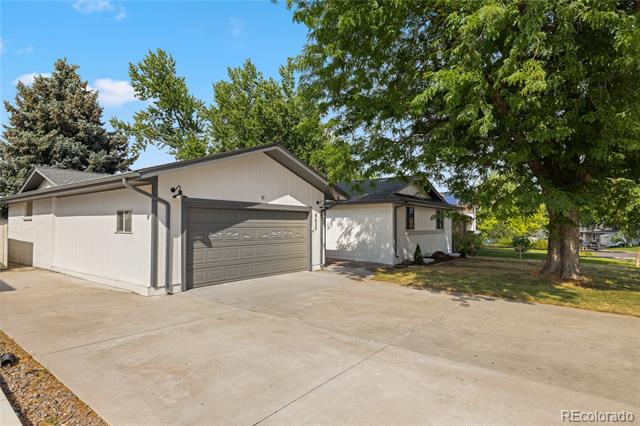 8633 W Warren Drive