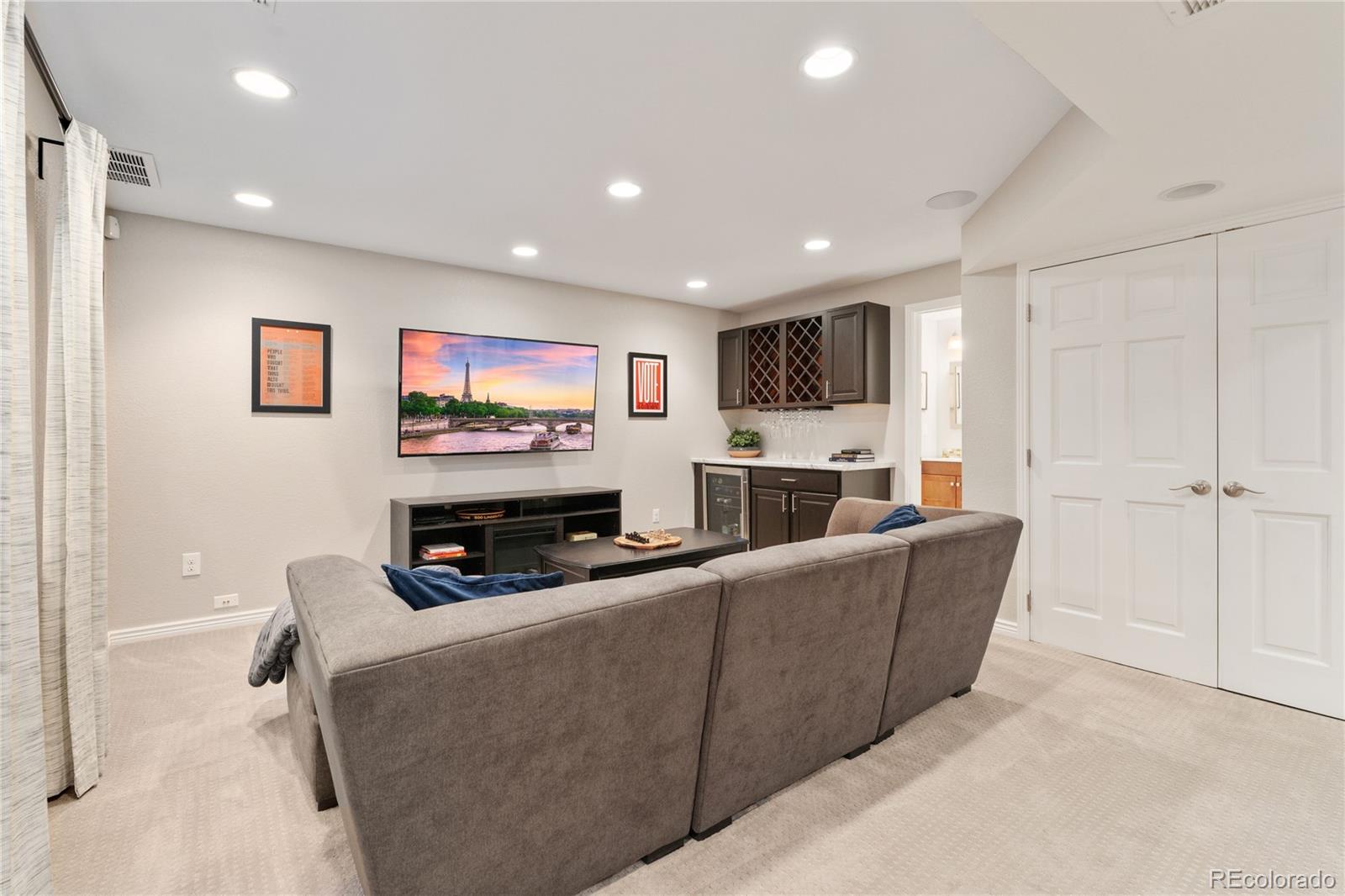 9403 Gray Court
