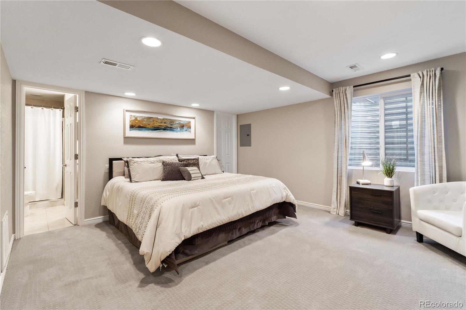 9403 Gray Court