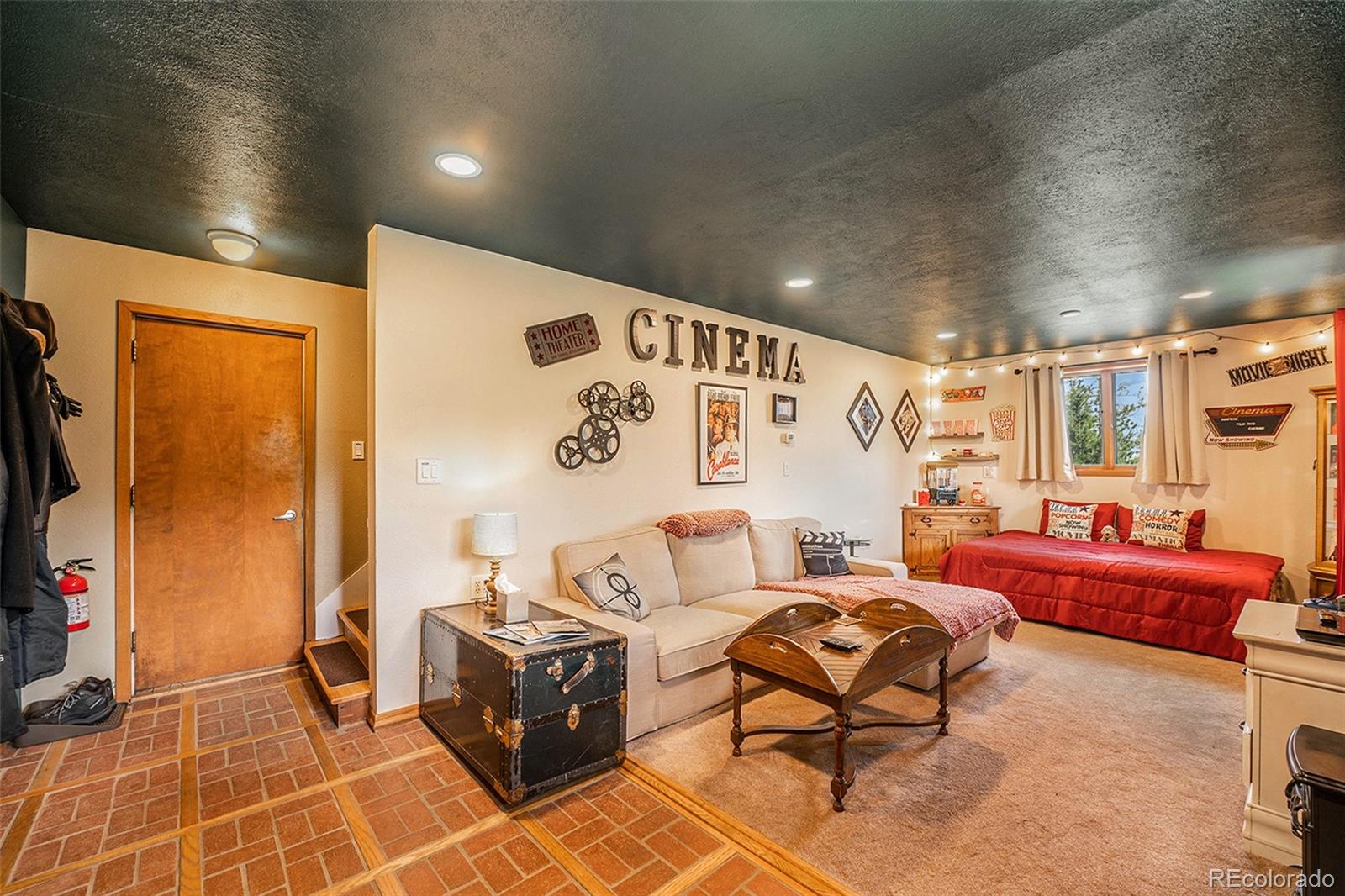 10387 Horizon View Drive