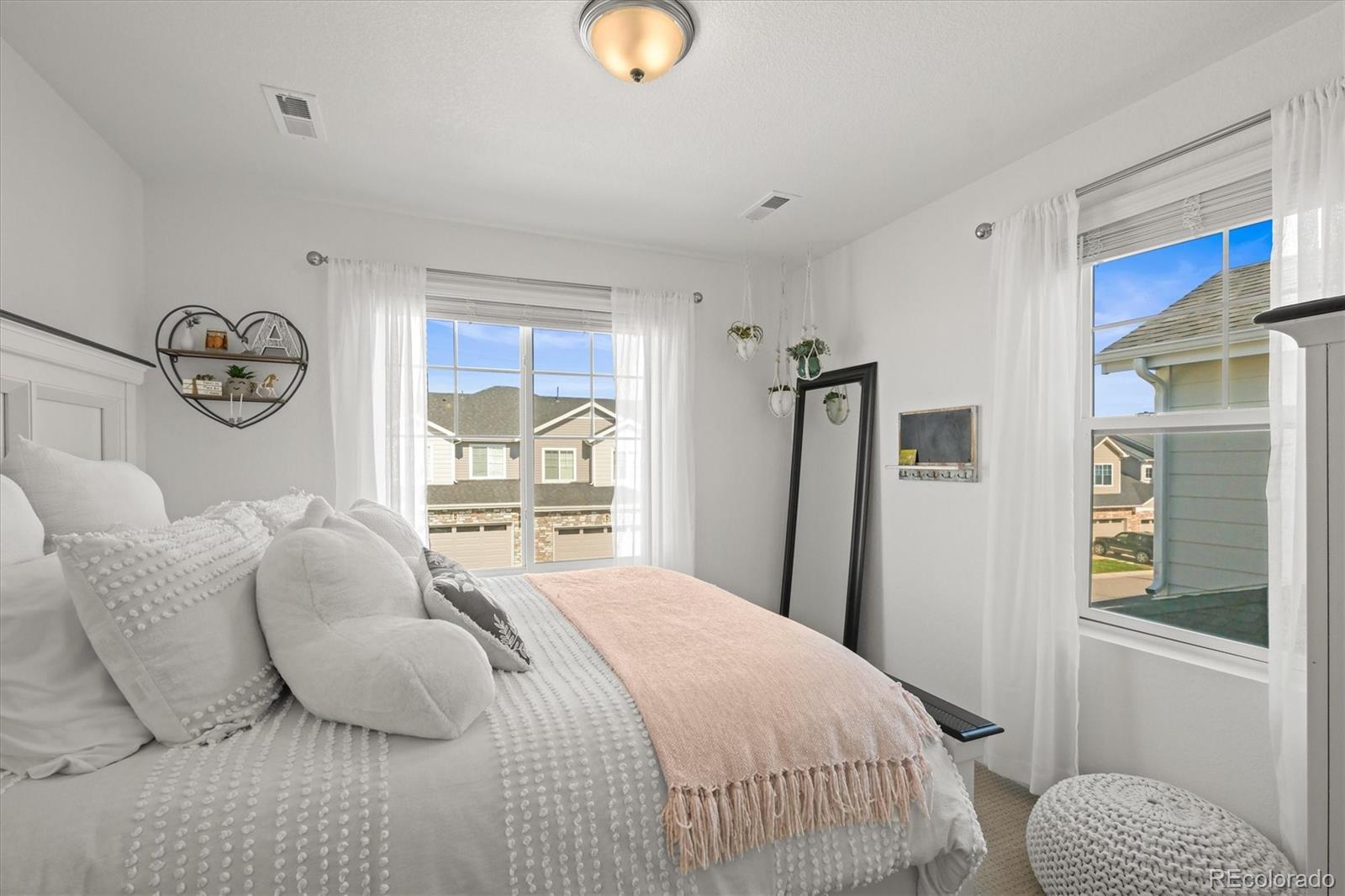 5344 Canyon View Drive