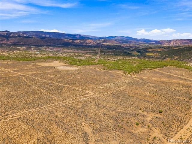 40 Acre To Be Determined