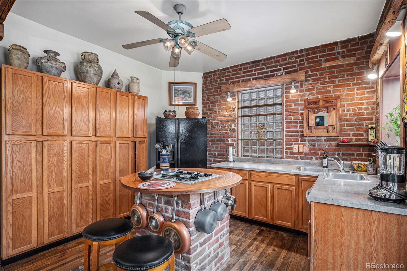 1080 S Clarkson Street