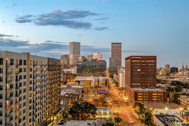 975 N Lincoln Street Unit: 14D