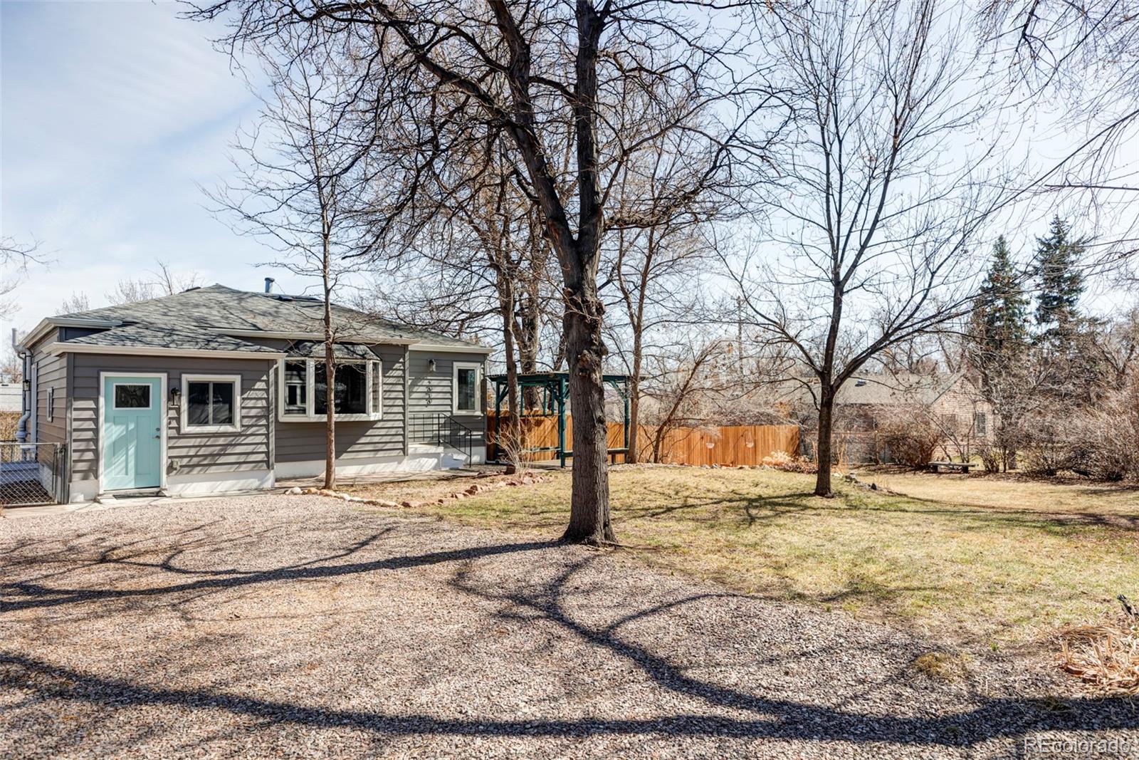 2030 Cody Street