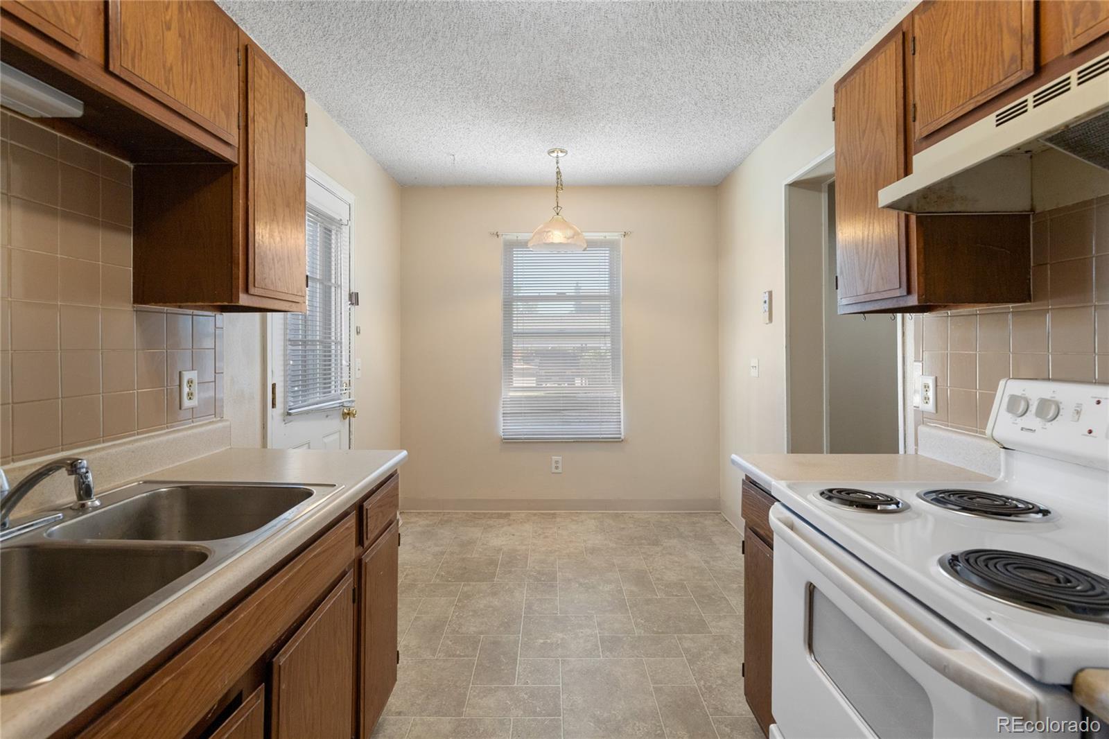 1541 S Owens Street Unit: 47