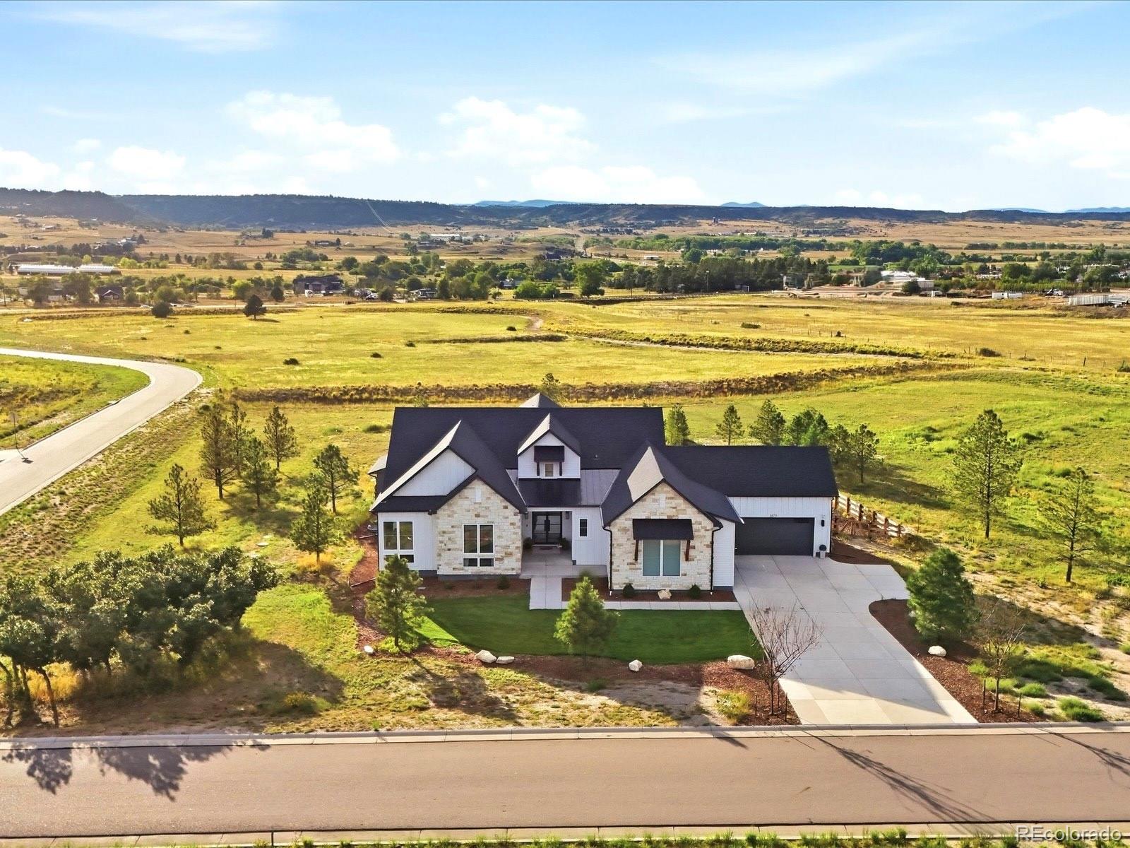 1675 Arrowpoint Court