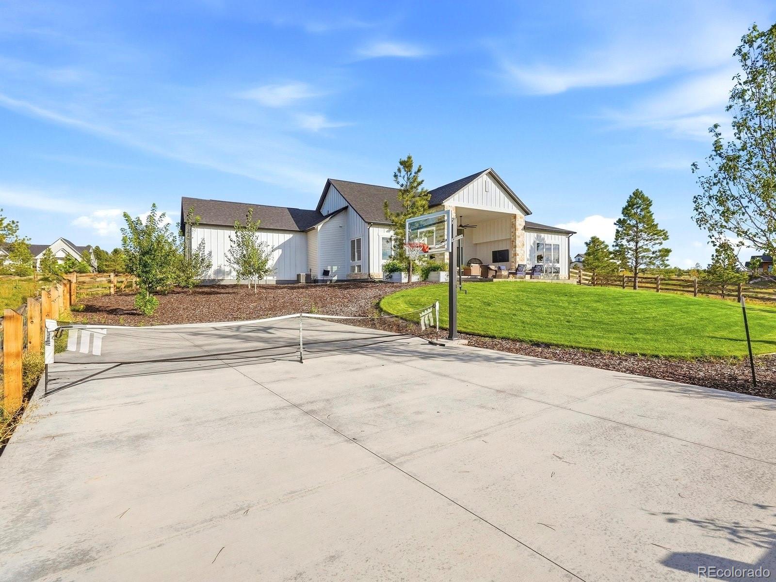 1675 Arrowpoint Court