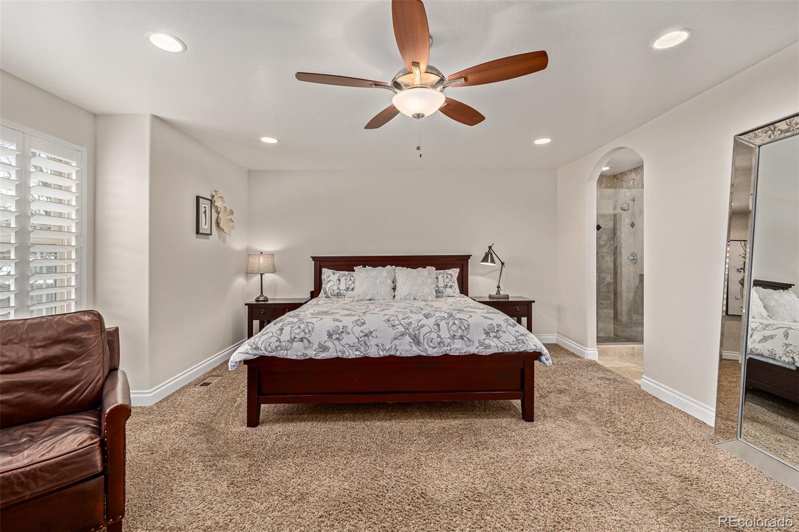 1025 S Locust Street