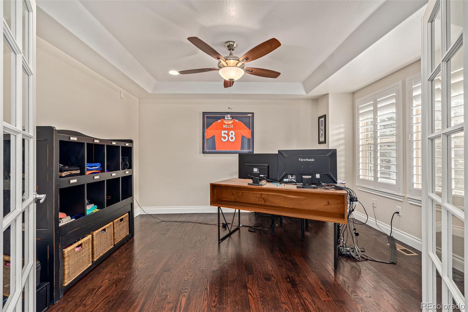 1025 S Locust Street