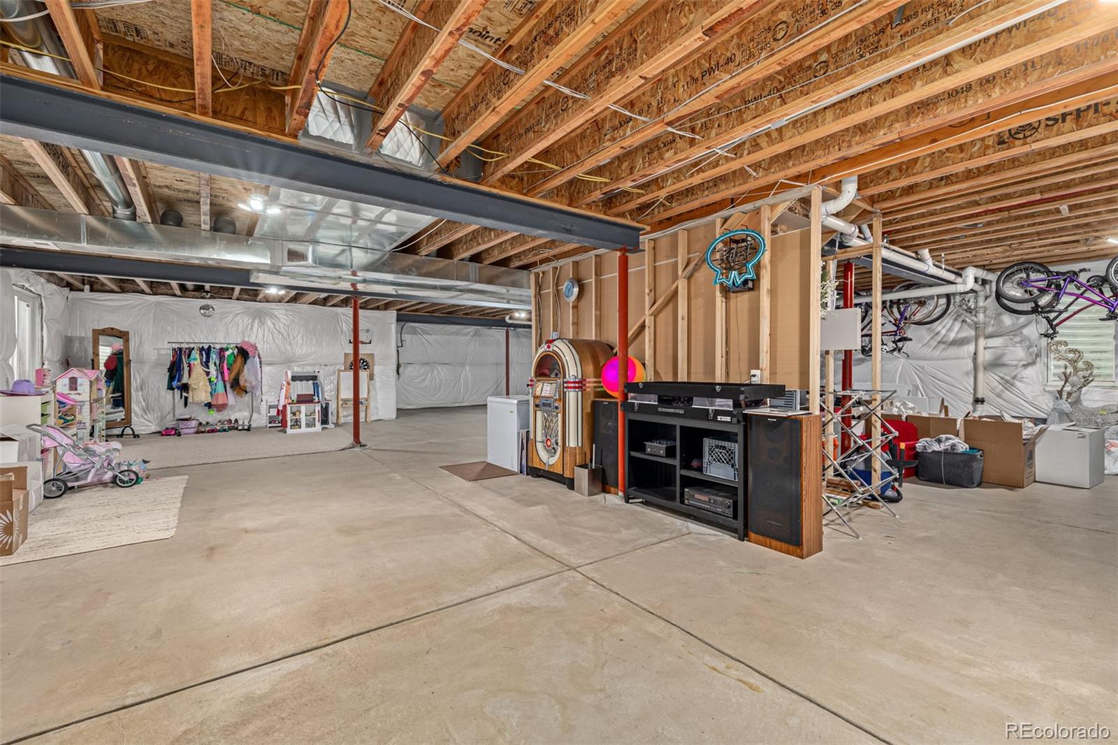 1025 S Locust Street