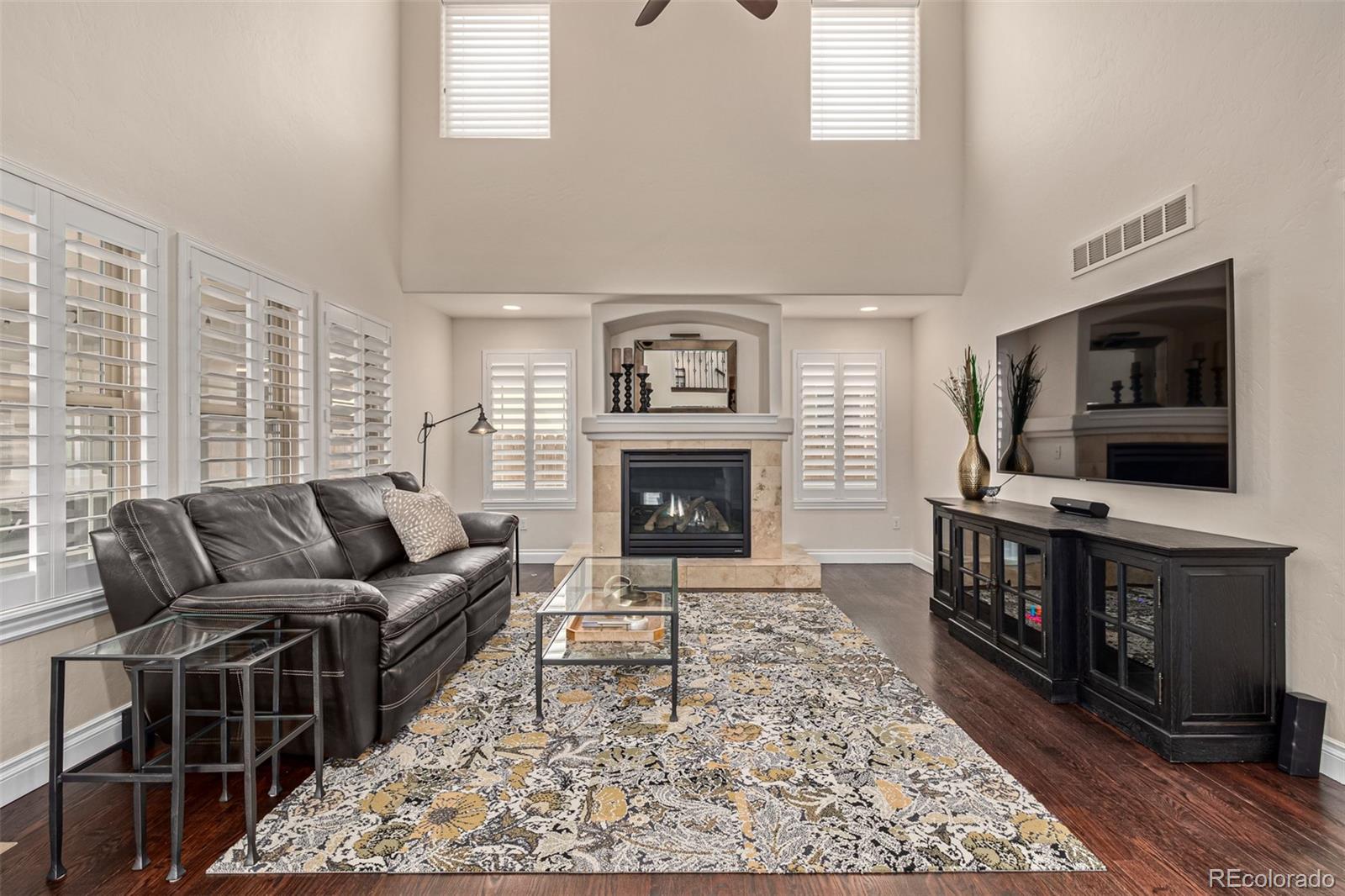 1025 S Locust Street